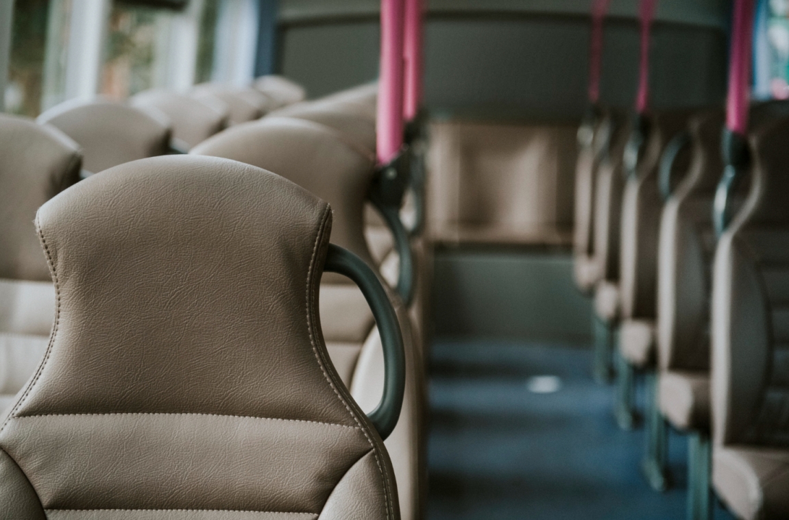 Zmiany w rozkładach jazdy autobusów w Luboniu: cztery linie podlegają modyfikacji