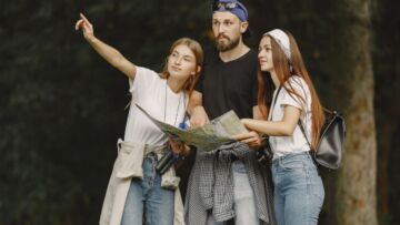 Wycieczka z przewodnikami "PoPoznaniu" do Lubonia i Żabikowa cieszy się ogromnym zainteresowaniem