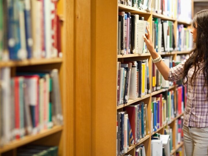 Literacka magia w Puszczykowie: Spotkanie z Zofią Stanecką i Marianną Oklejak!