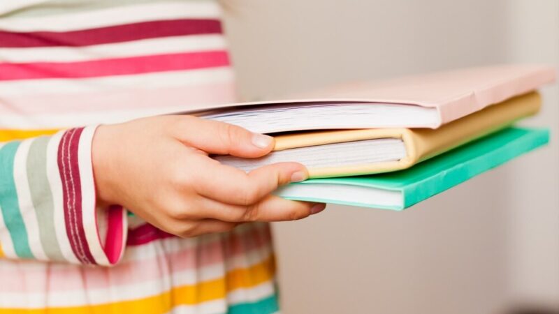 Jak skutecznie rozmawiać o hejcie w szkołach?