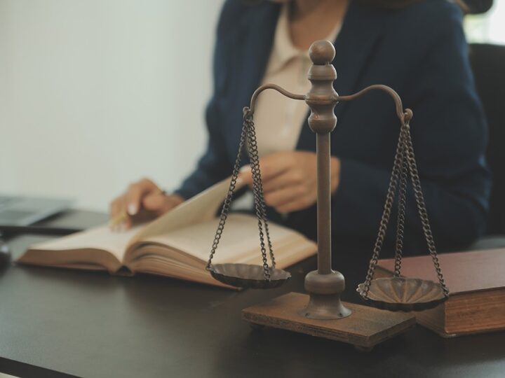 Kierowca z zakazem zatrzymany w Luboniu – czeka go proces sądowy