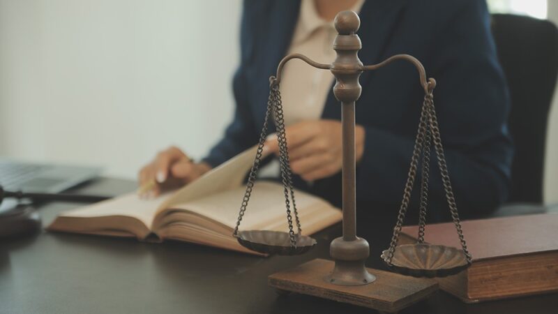 Kierowca z zakazem zatrzymany w Luboniu – czeka go proces sądowy