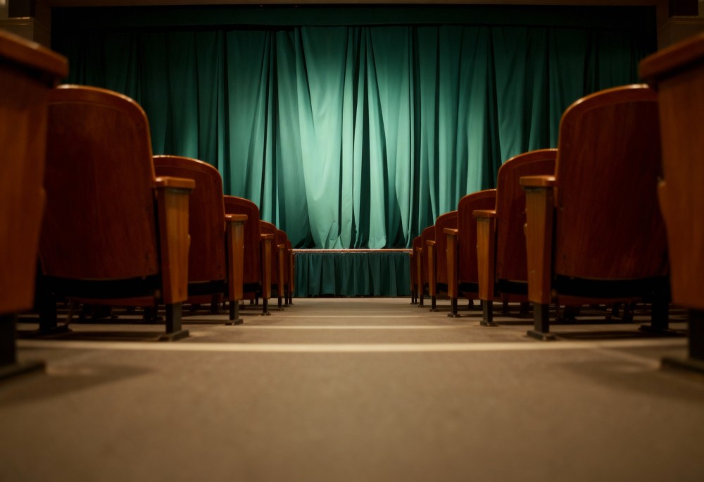 Zobacz spektakl „Jeszcze wino niedopita” w Puszczykowie!