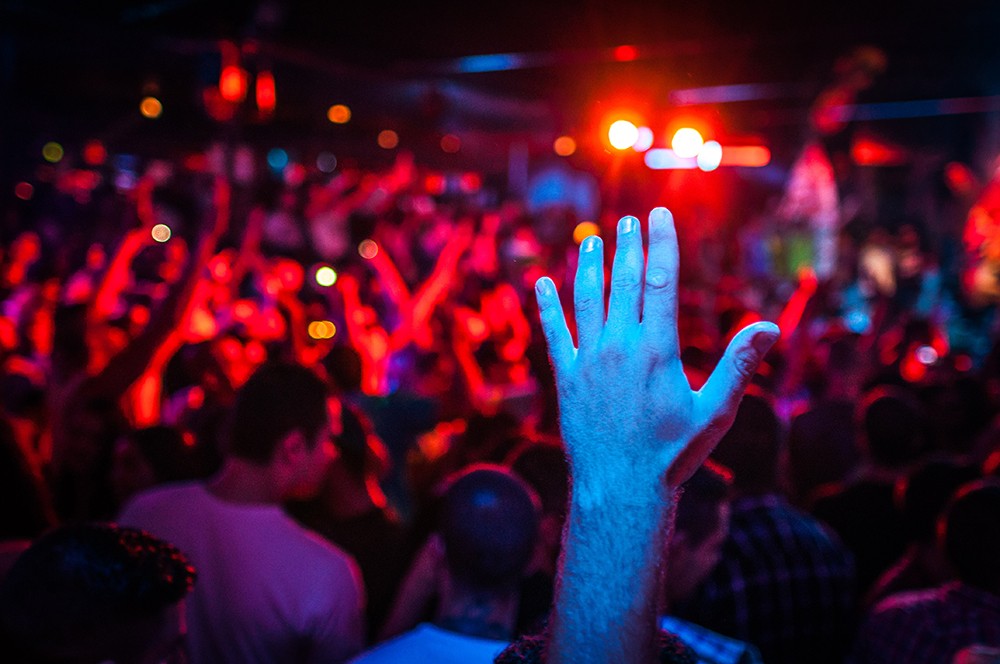 Karnawałowe Maski Wenecji w Puszczykowie: Niezapomniana noc pełna muzyki i magii