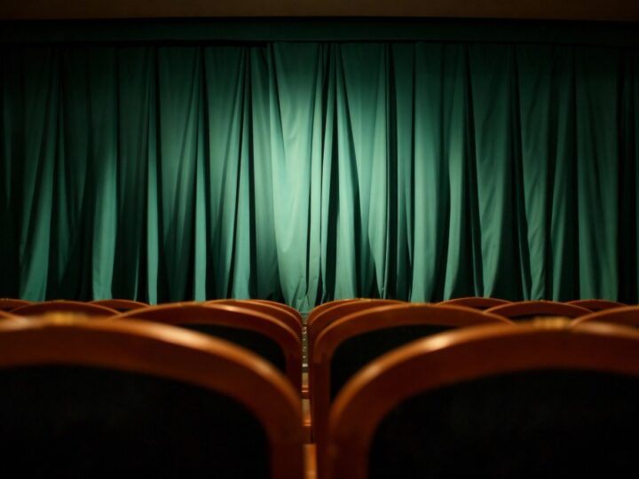 Młodzieżowa grupa teatralna zaprasza na premierę: „Dziewczyny Williama” 22 kwietnia!