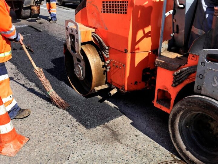 Nowe rondo i ścieżki rowerowe w Mieczewie: Przebudowa drogi wojewódzkiej nr 431 w toku