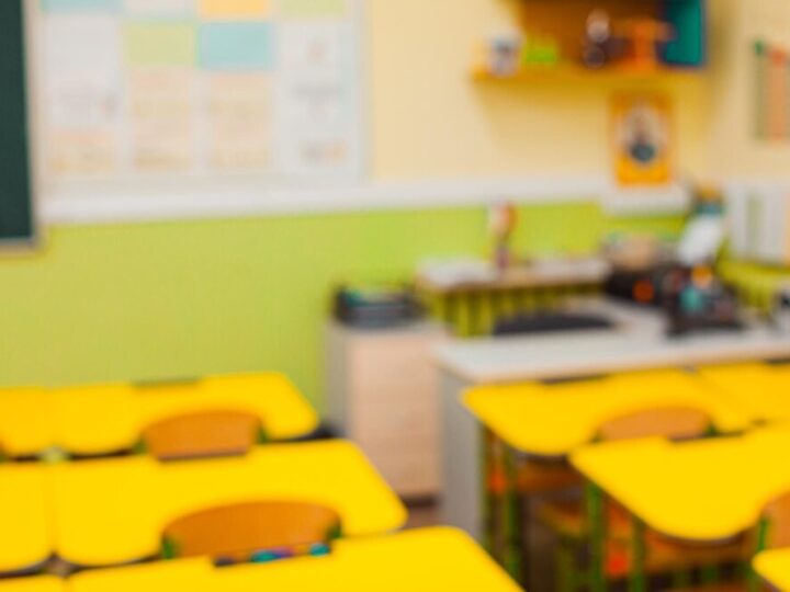 Pożegnanie maturzystów w Puszczykowie: gratulacje i życzenia sukcesów na przyszłość