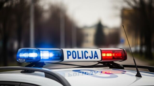 Pniewy: 18-latek uszkodził witrynę apteki