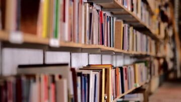 Puszczykowo: Noc Bibliotek z filmami i grą